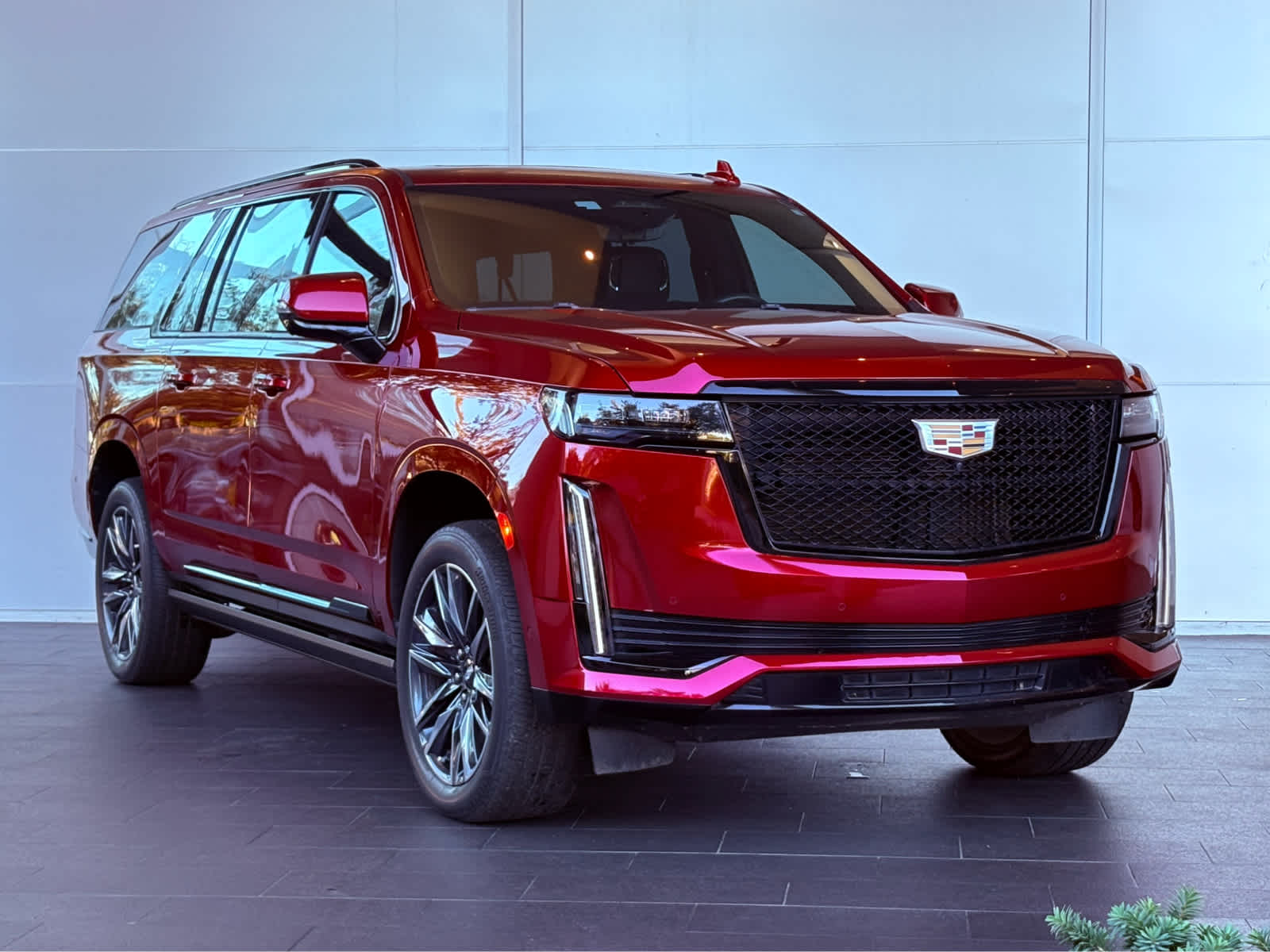 2023 Cadillac Escalade ESV Sport photo 3