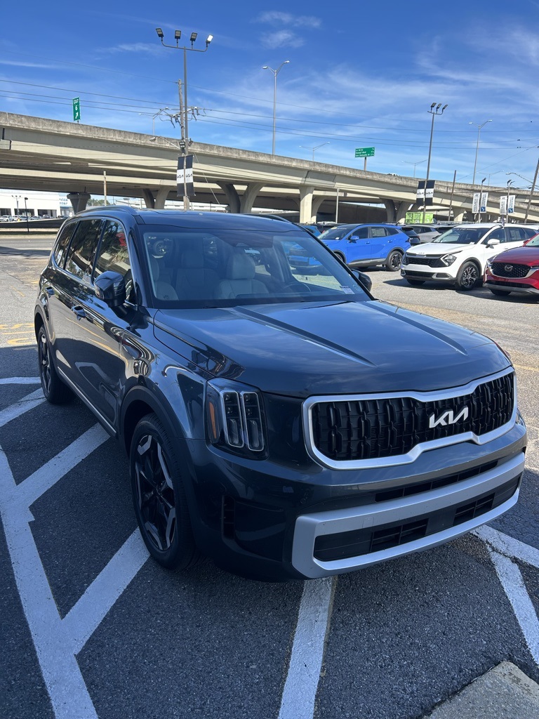 2023 Kia Telluride EX's photo