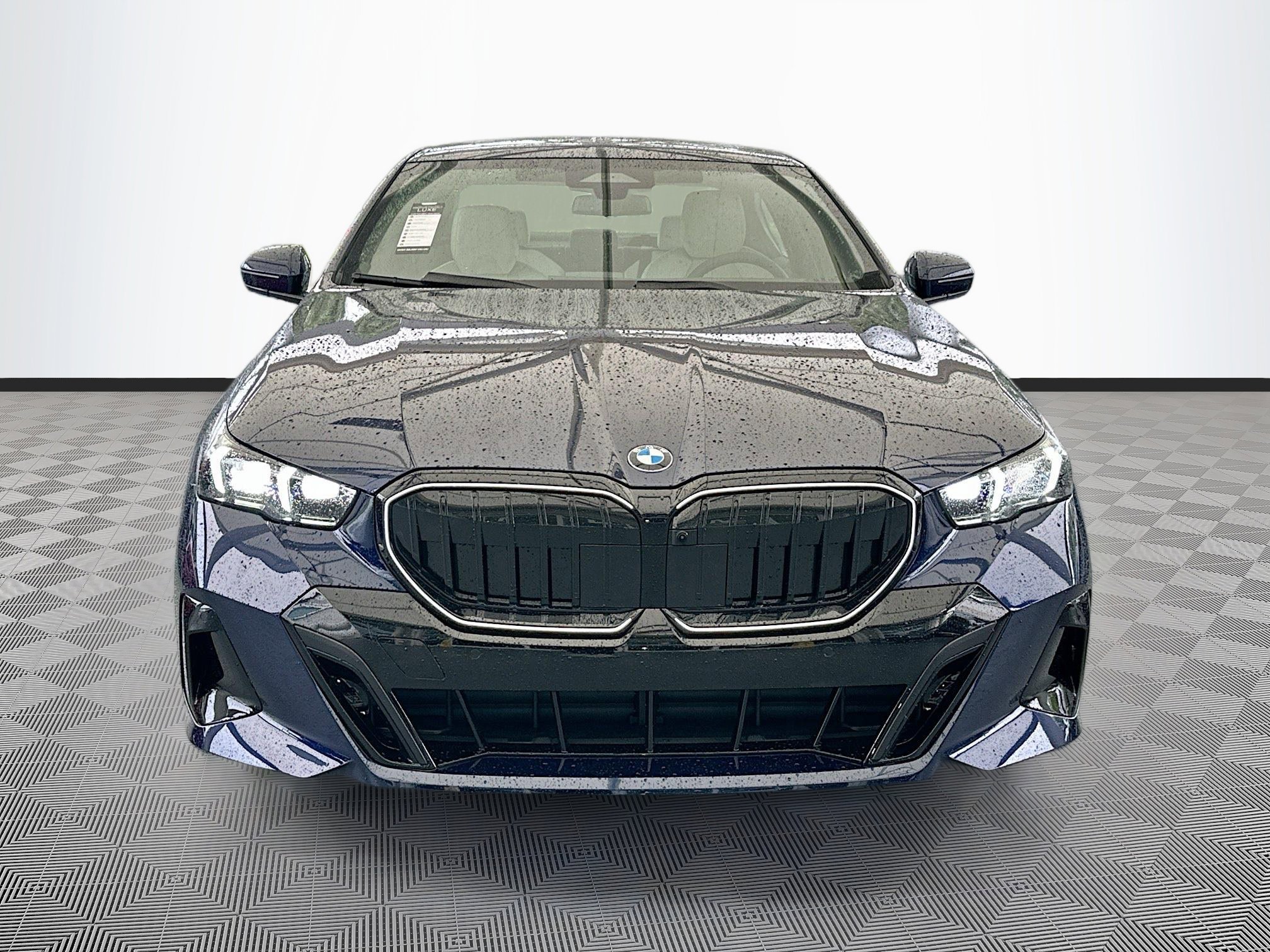 2026 Bmw 530i photo 2