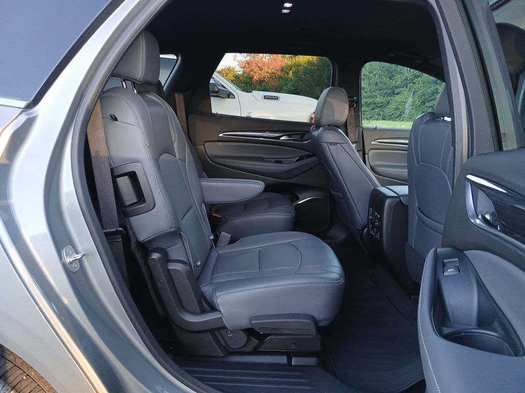 2024 Buick Enclave Premium photo 27