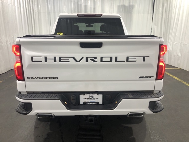 2020 Chevrolet Silverado 1500 RST photo 3