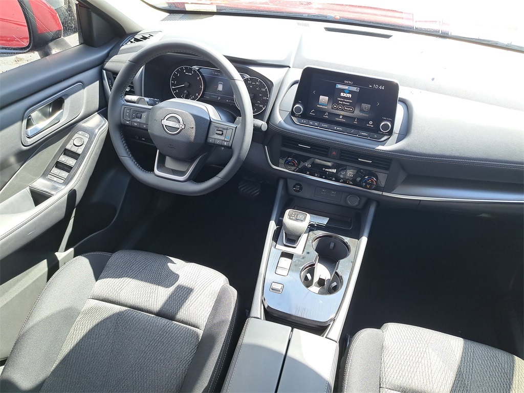 2026 Nissan Rogue SV photo 15