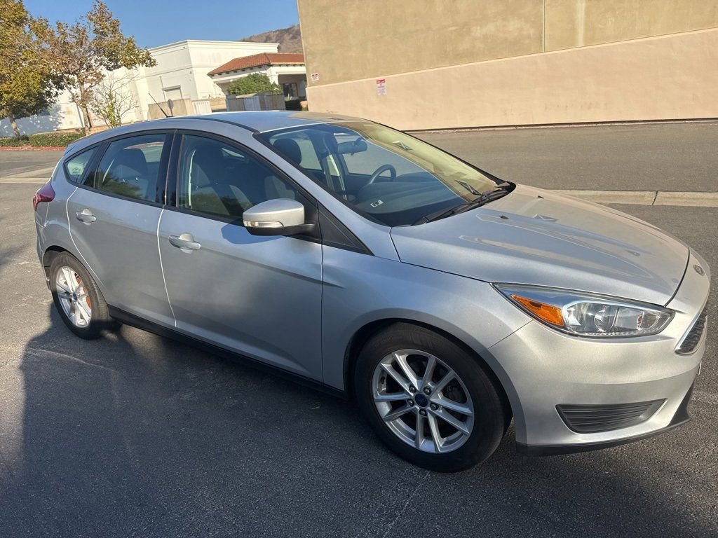 2015 Ford Focus SE photo 4