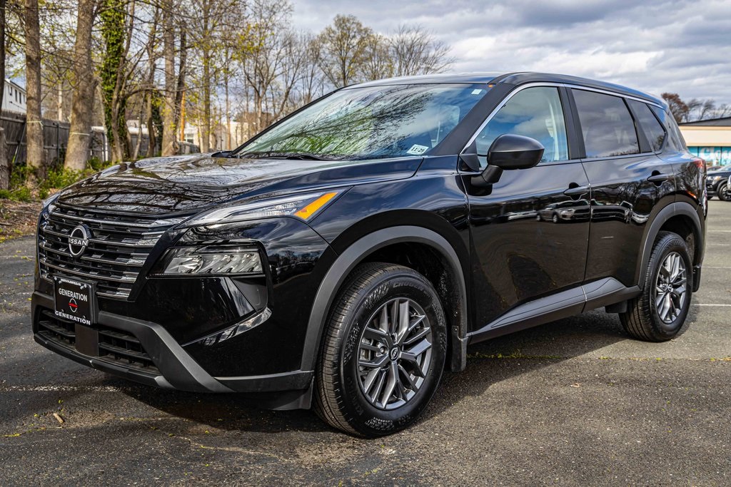 2024 Nissan Rogue S photo 3