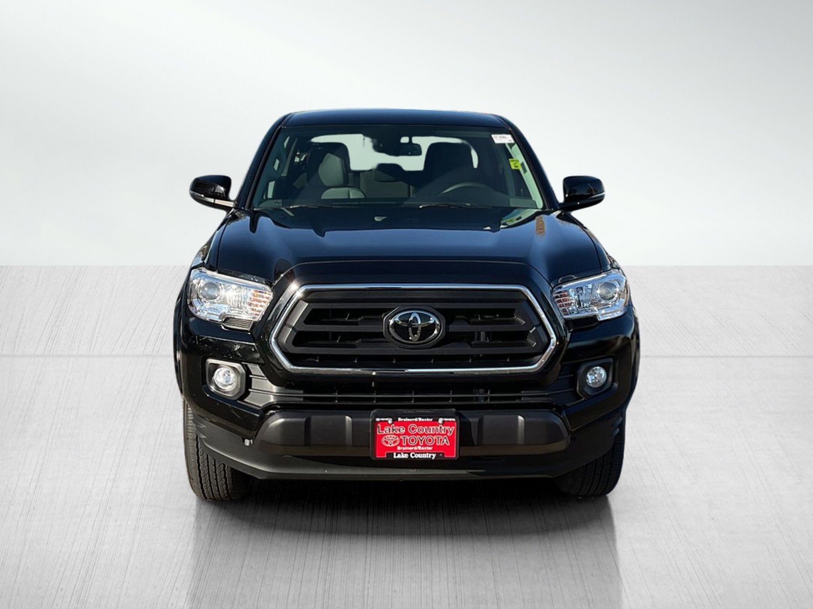 2023 Toyota Tacoma SR5 photo 8