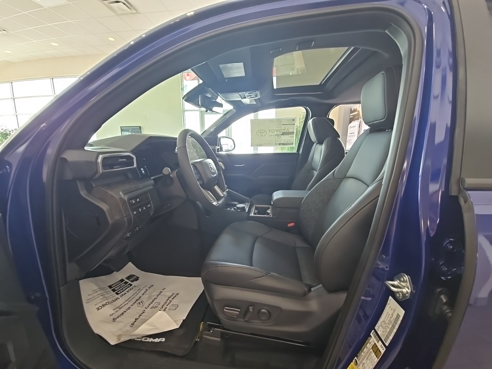 2025 Toyota Tacoma Limited 4x4 Double Cab photo 10