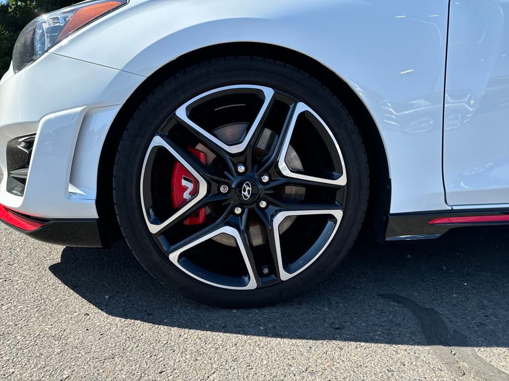 2022 Hyundai Veloster N Base photo 21