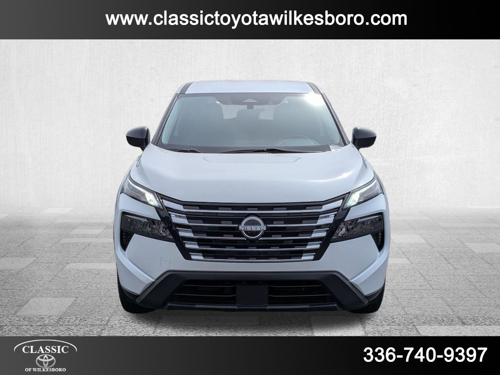 2024 Nissan Rogue S photo 2