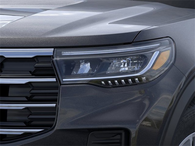 2025 Ford Explorer photo 13