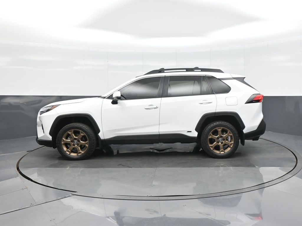 2023 Toyota RAV4 Hybrid photo 4