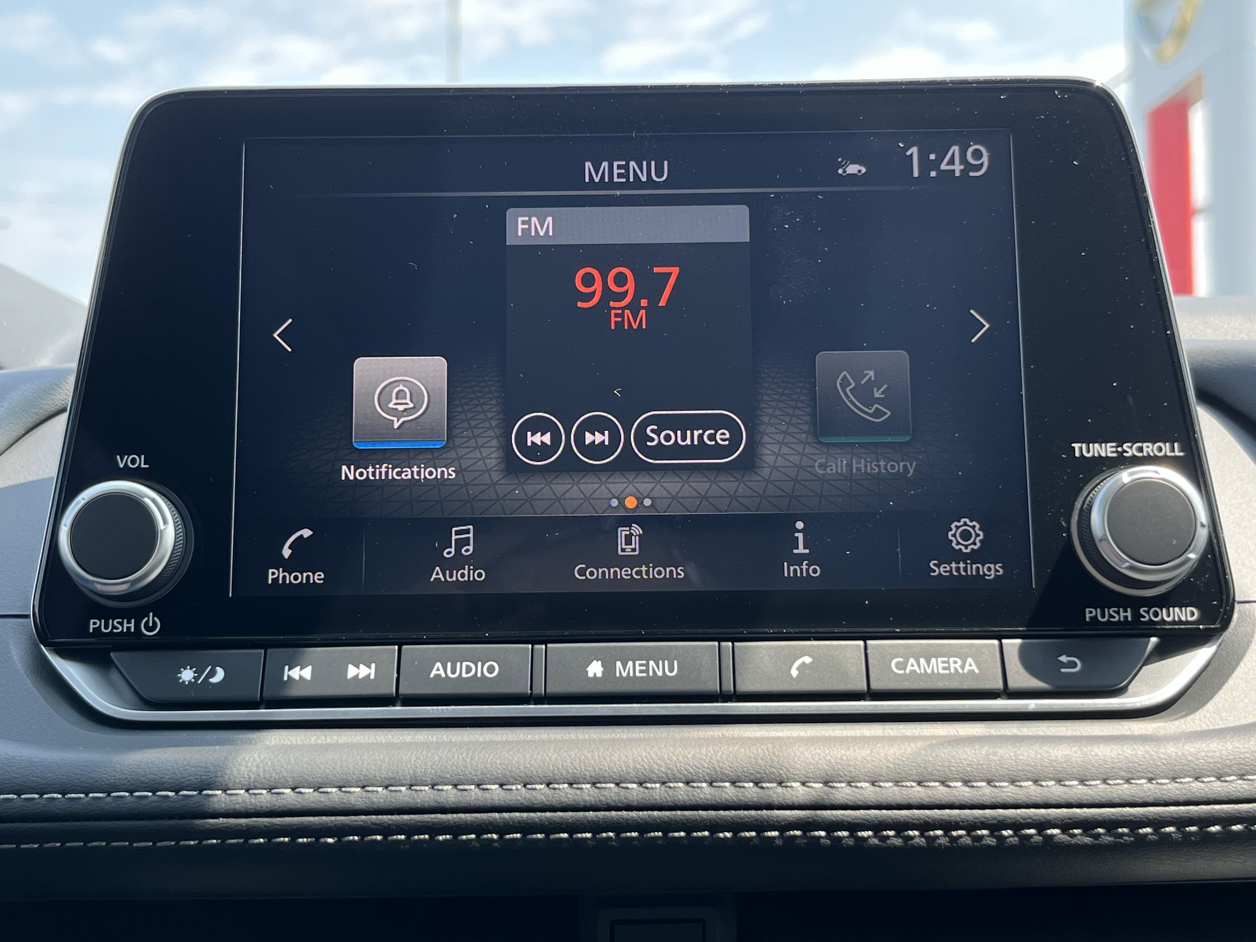2026 Nissan Rogue SV photo 14