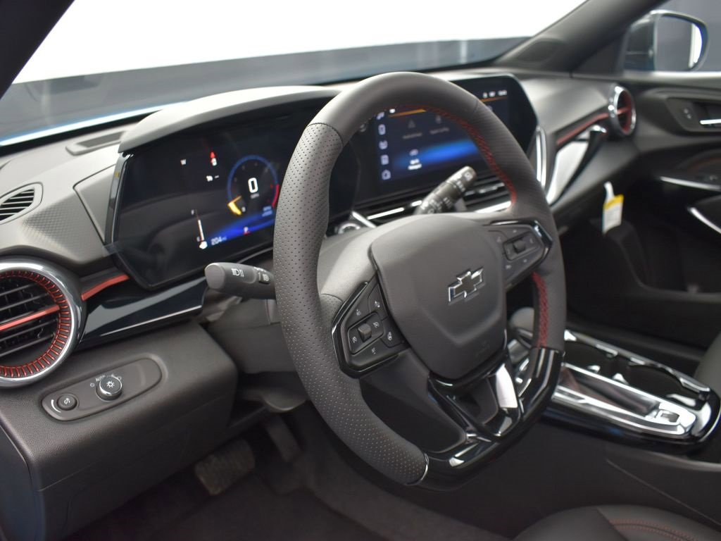 2025 Chevrolet Trax photo 12