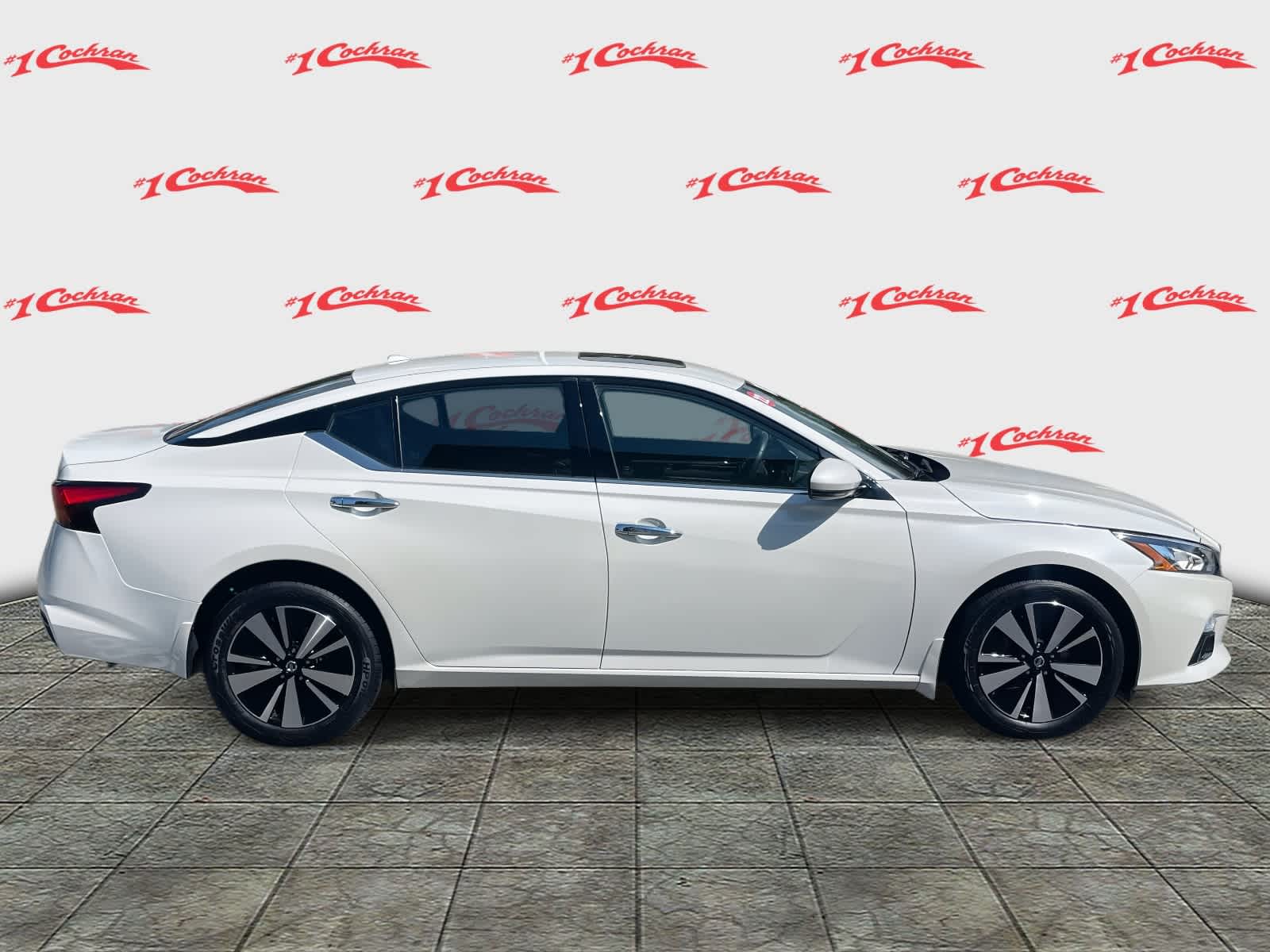 2022 Nissan Altima 2.5 SL photo 2