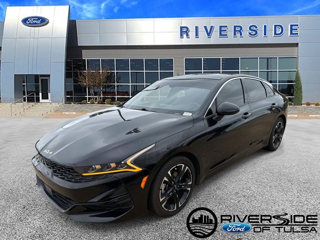 2022 Kia K5