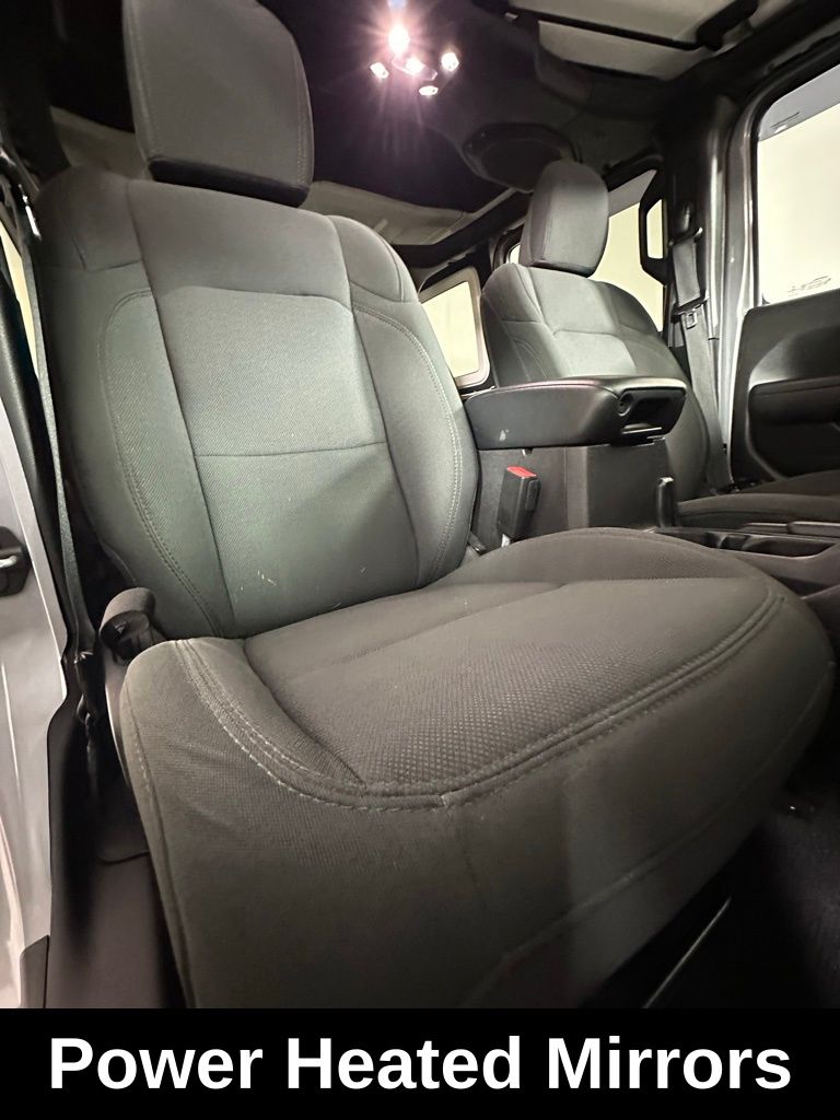 2021 Jeep Wrangler Unlimited Sport Altitude photo 19