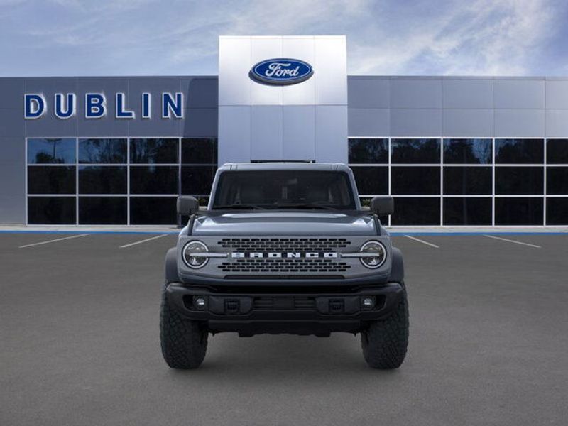 2025 Ford Bronco Badlands photo 6