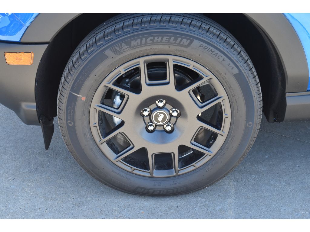 2025 Ford Bronco Sport Big Bend photo 2