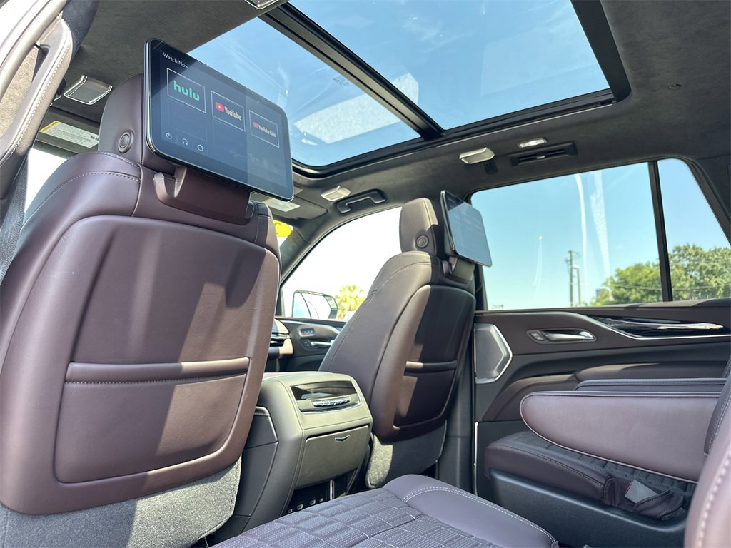 2024 Cadillac Escalade V-Series photo 25