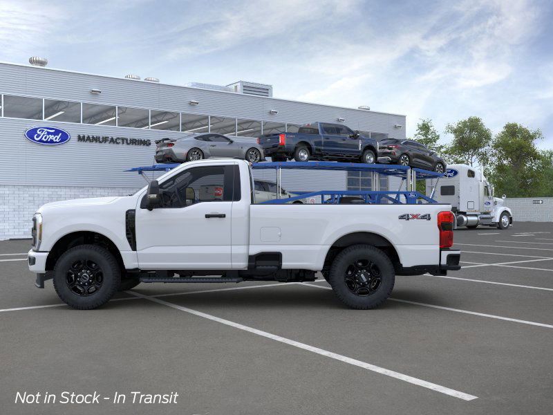 2025 Ford F-350 XL photo 4