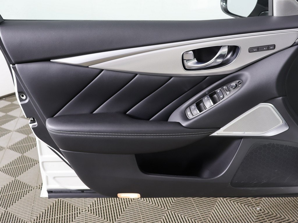 2022 Infiniti Q50 LUXE photo 16