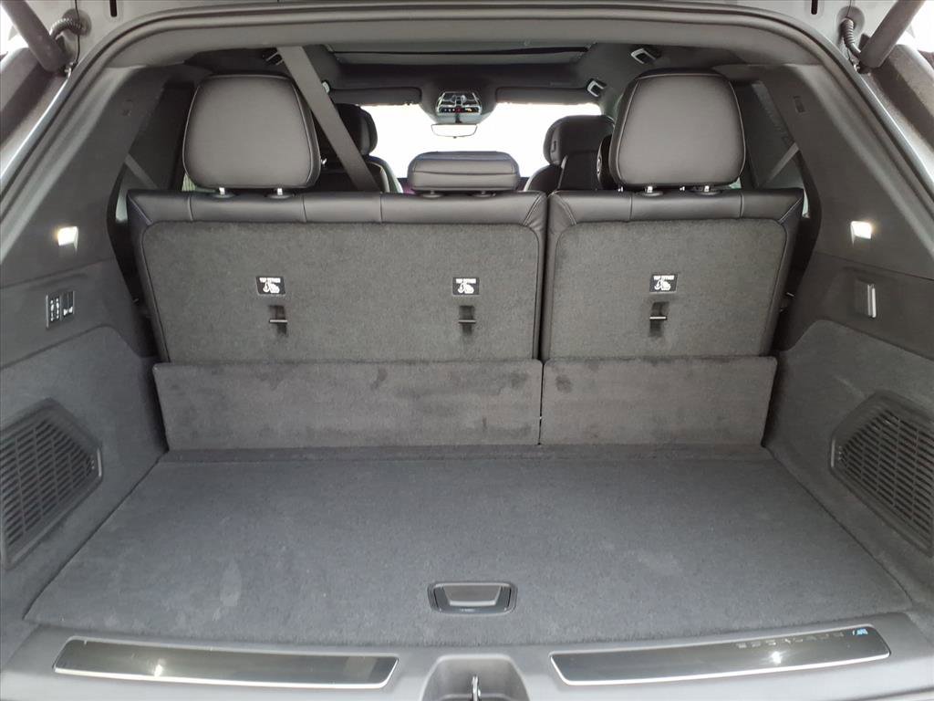 2026 Cadillac Escalade IQ Sport photo 4