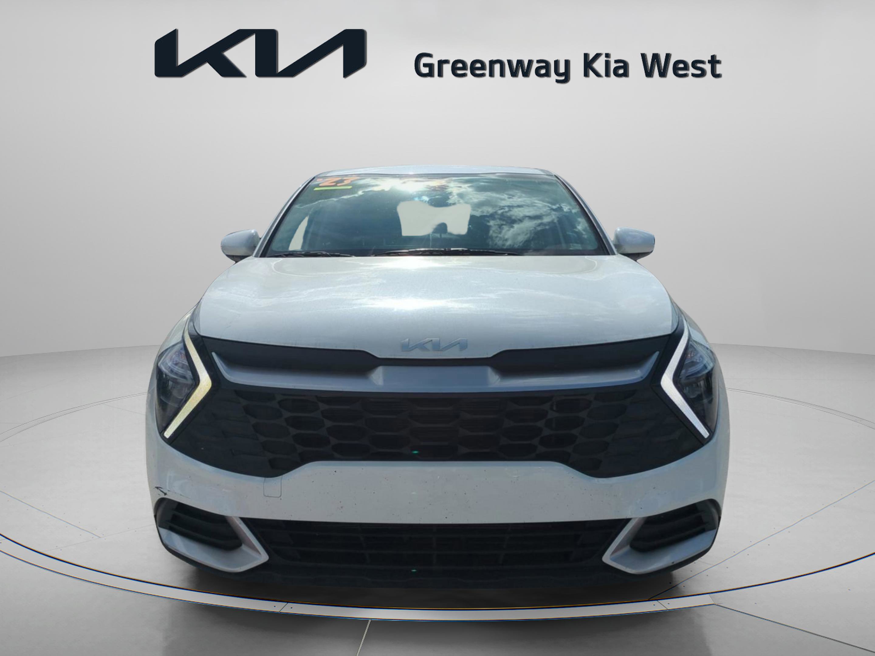 2023 Kia Sportage LX photo 2