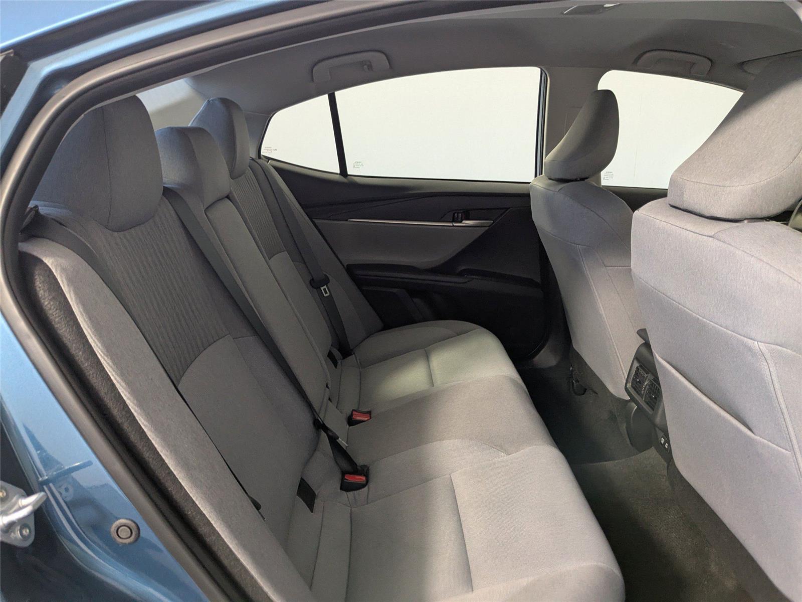 2025 Toyota Camry LE photo 2