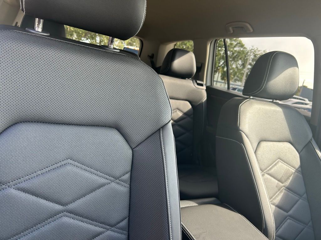 2026 Volkswagen Atlas SE photo 30