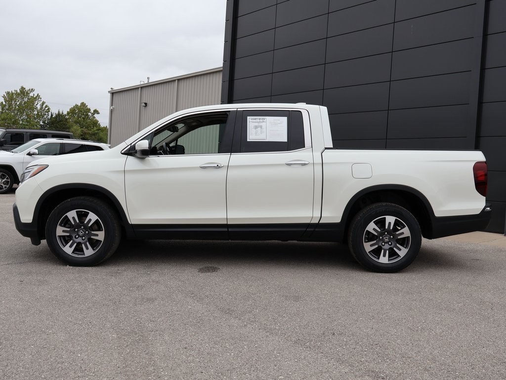 2019 Honda Ridgeline RTL-E photo 2