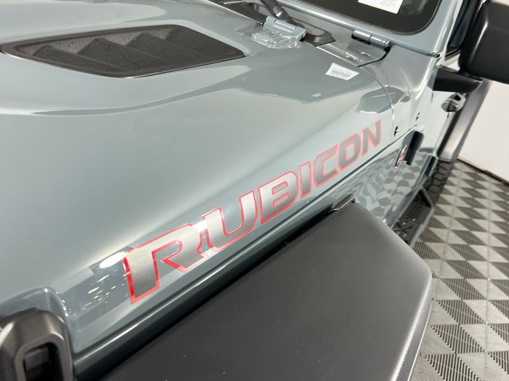 2024 Jeep Gladiator Rubicon photo 9