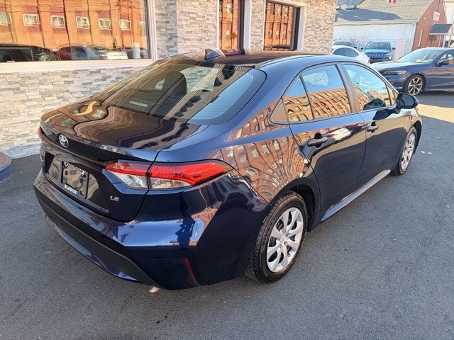 2022 Toyota Corolla LE photo 4