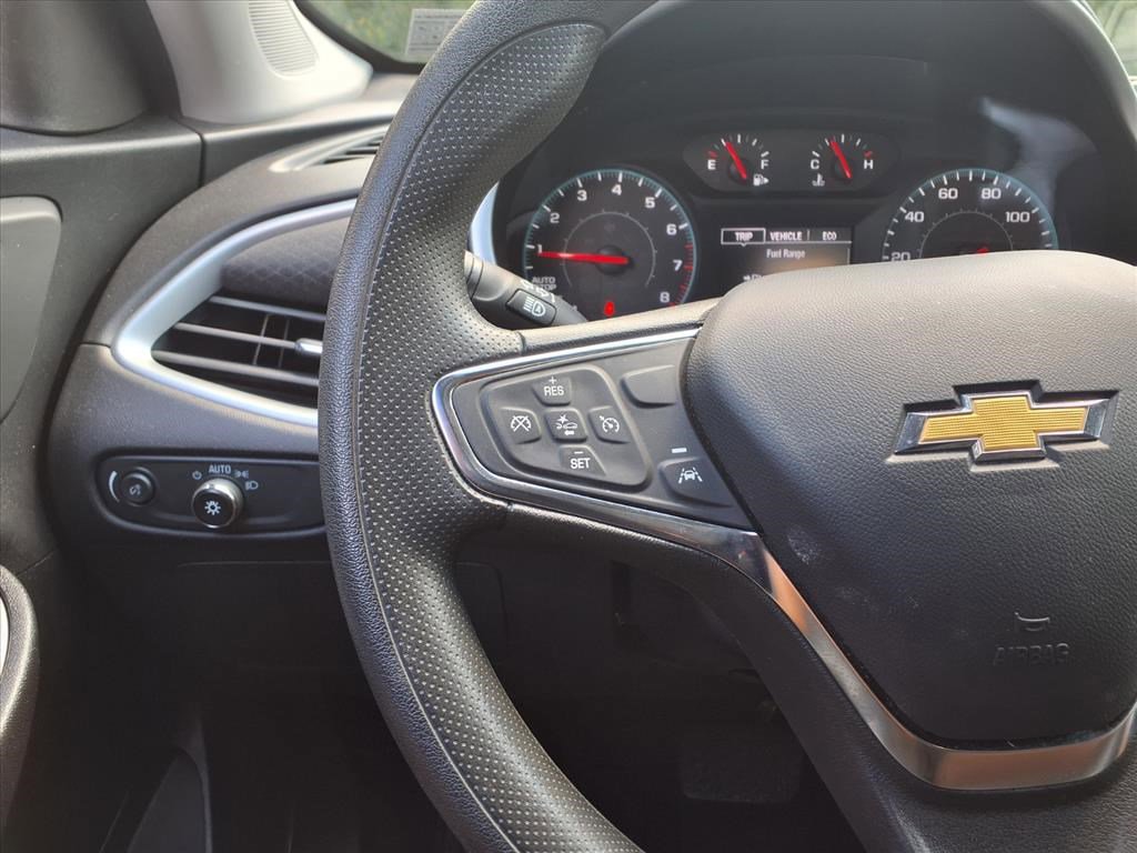 2023 Chevrolet Malibu 1LT photo 12