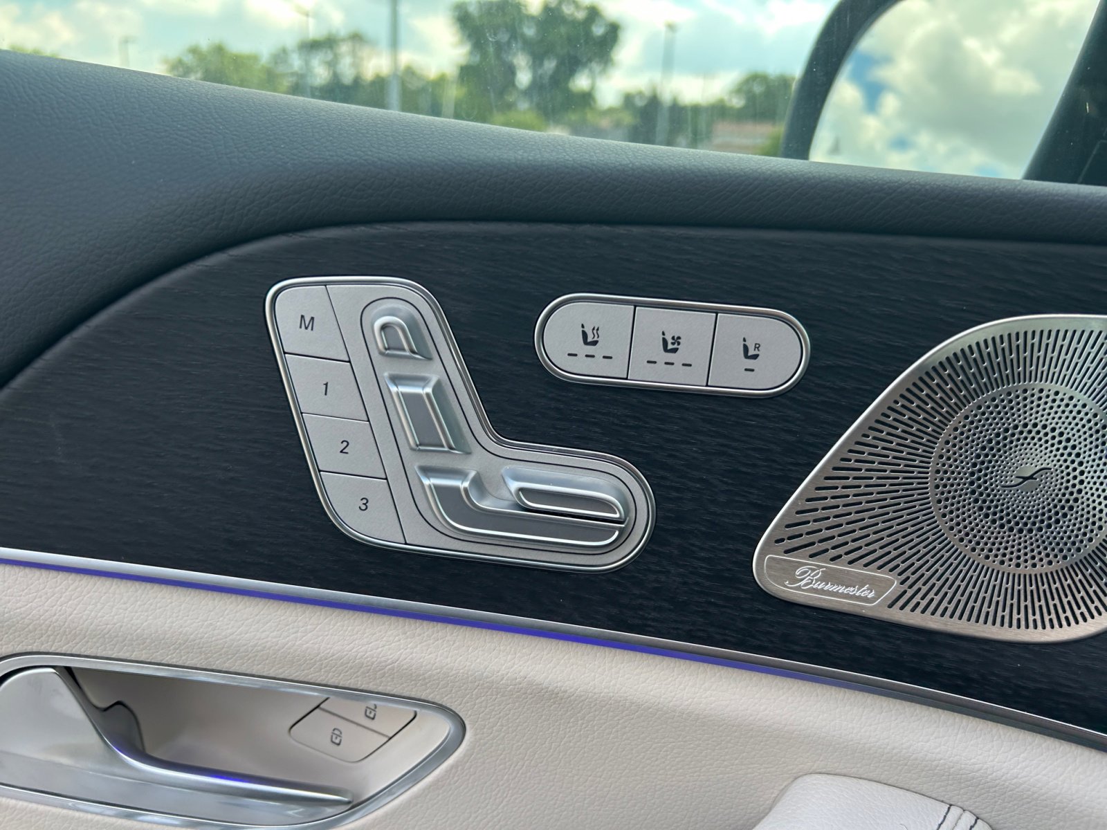 2025 Mercedes Benz GLS 450 4MATIC photo 29