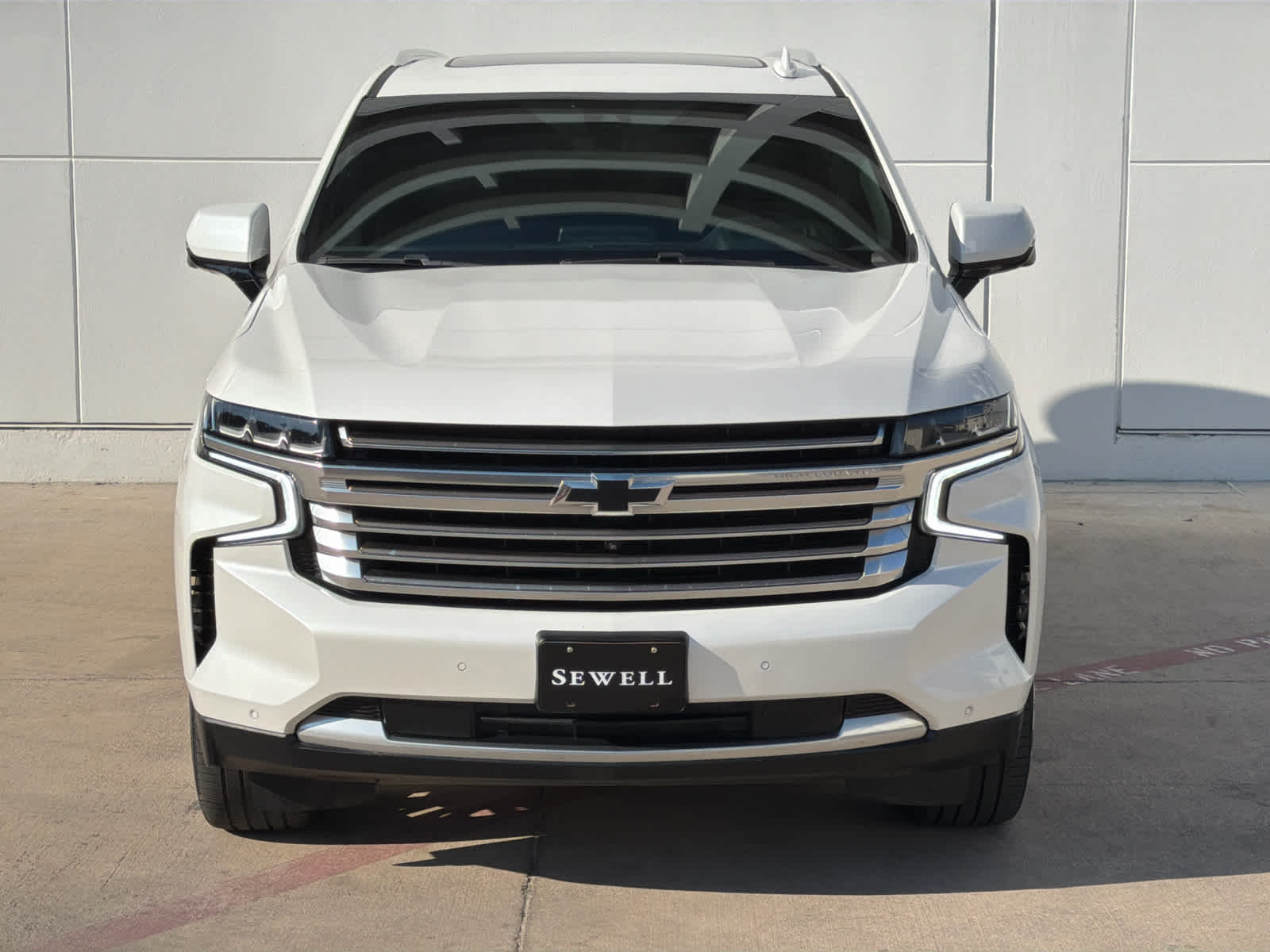 2021 Chevrolet Tahoe High Country photo 2