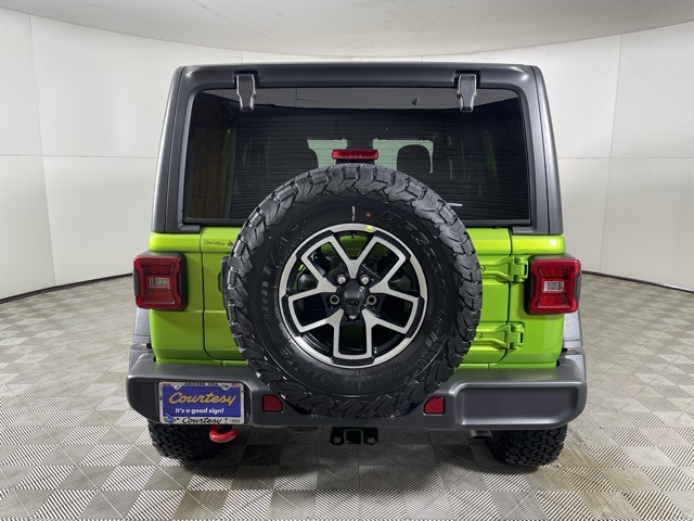 2025 Jeep Wrangler Rubicon photo 7