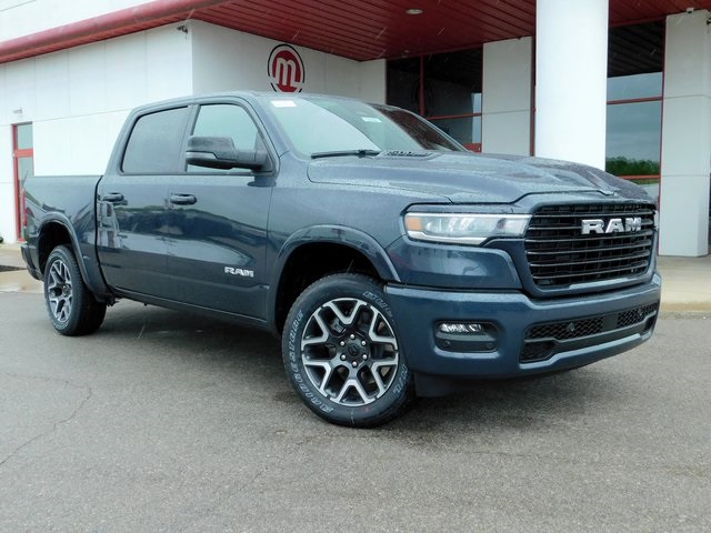 2025 Ram 1500 Laramie photo 2