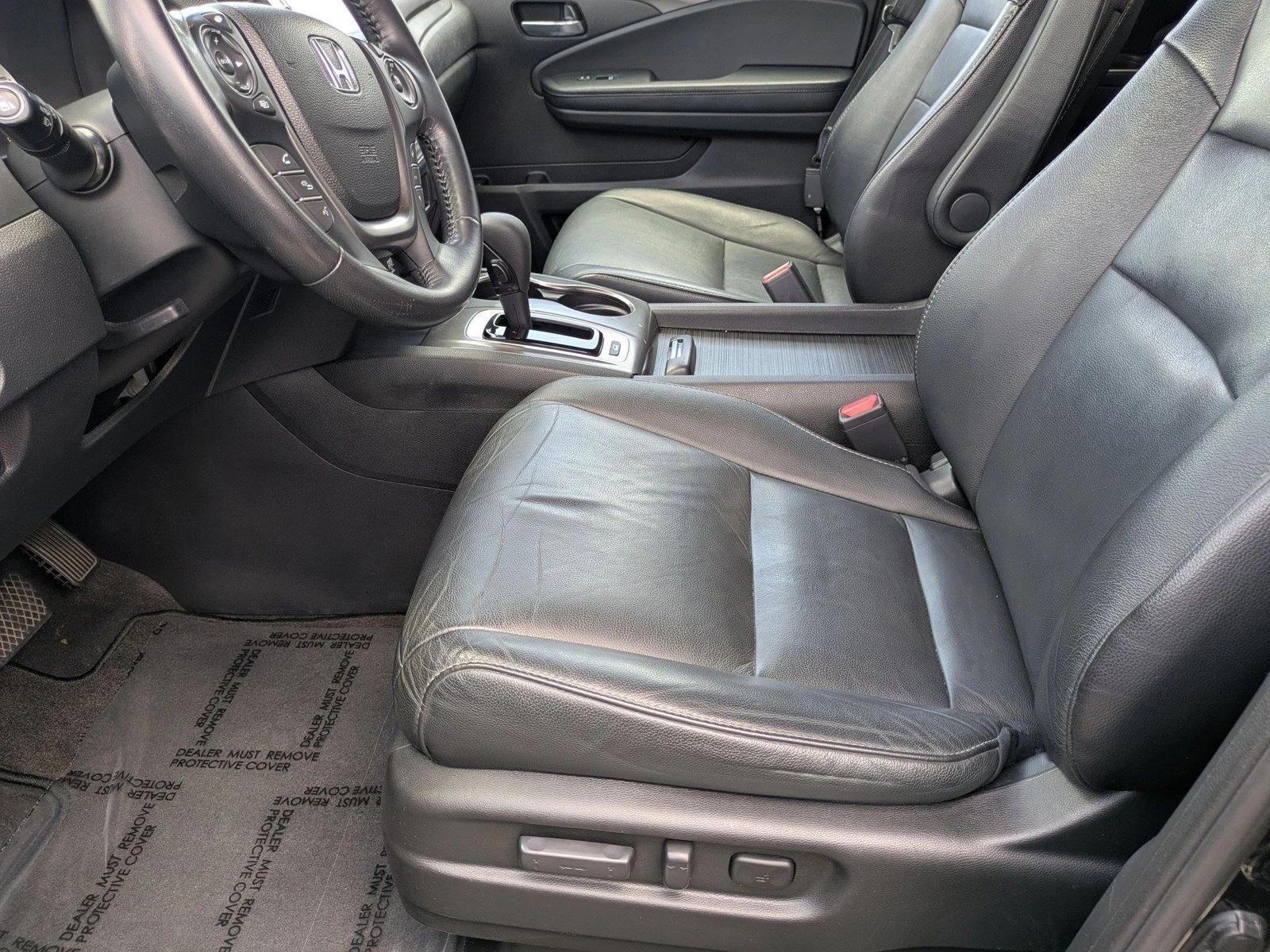 2016 Honda Pilot EX-L photo 12