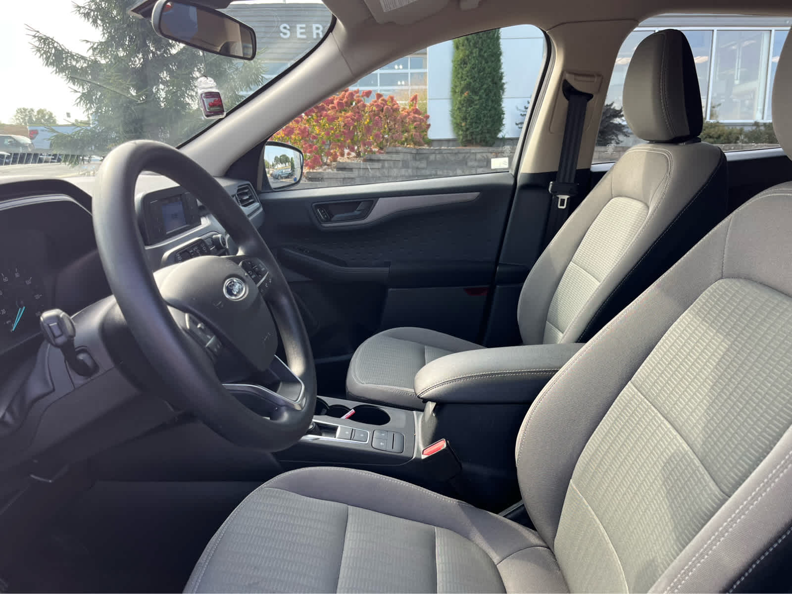 2020 Ford Escape S photo 5