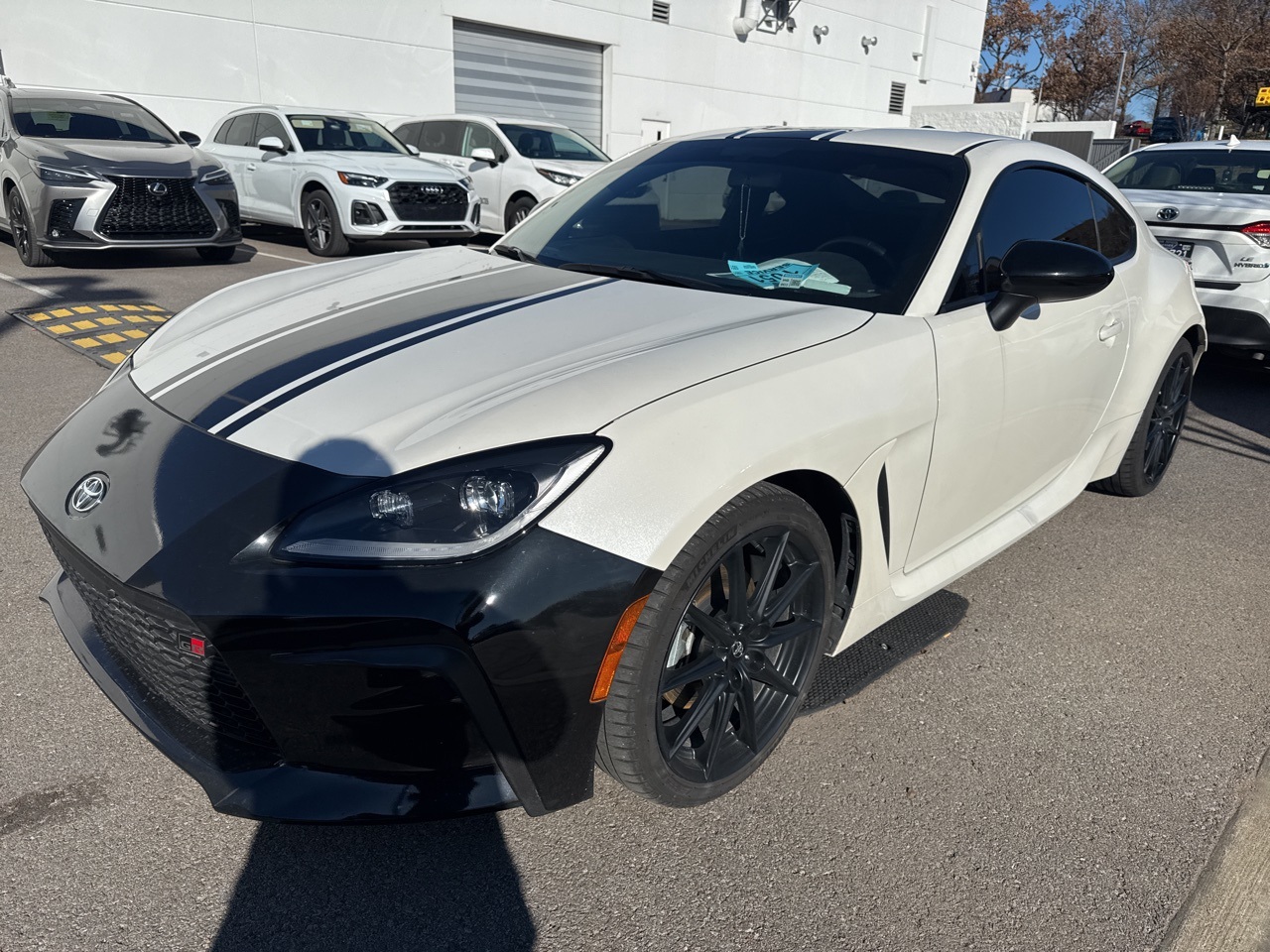 2024 Toyota GR86 Premium's photo