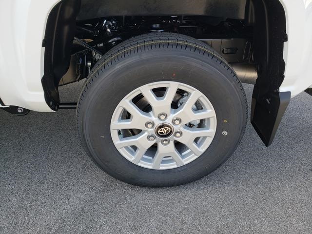 2025 Toyota Tacoma SR5 4x4 Double Cab photo 21
