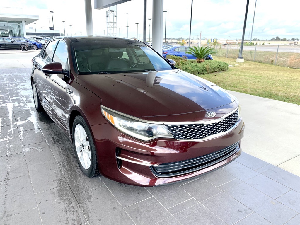 2018 Kia Optima EX photo 2