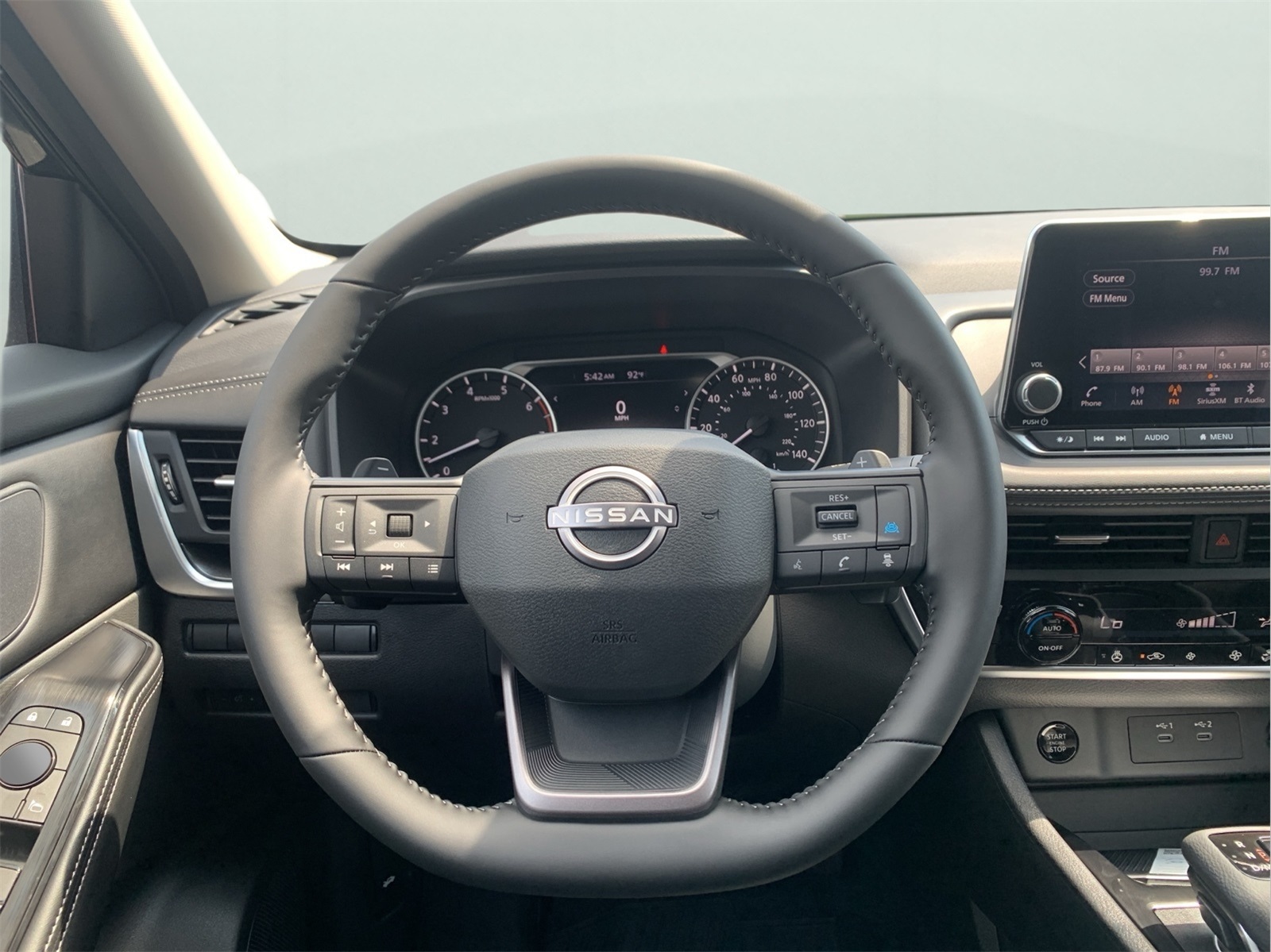 2026 Nissan Rogue SV photo 14