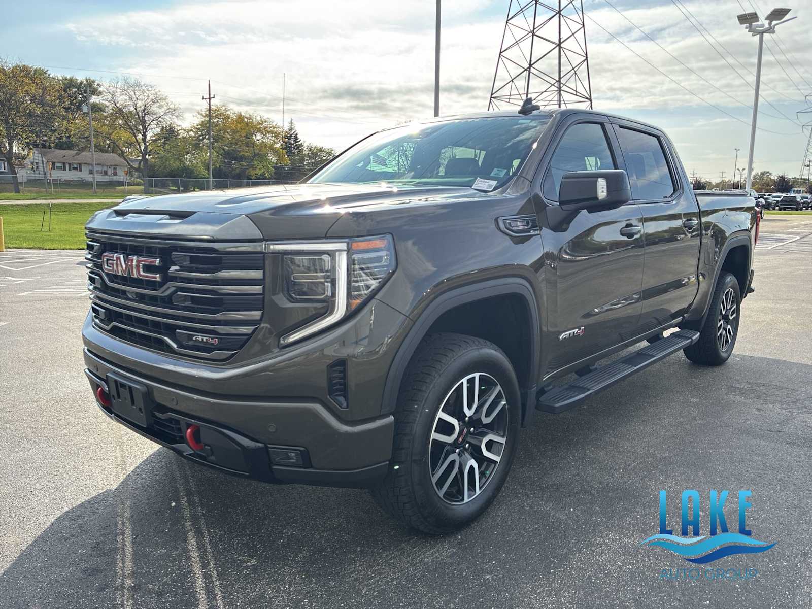 2023 GMC Sierra 1500 AT4's photo
