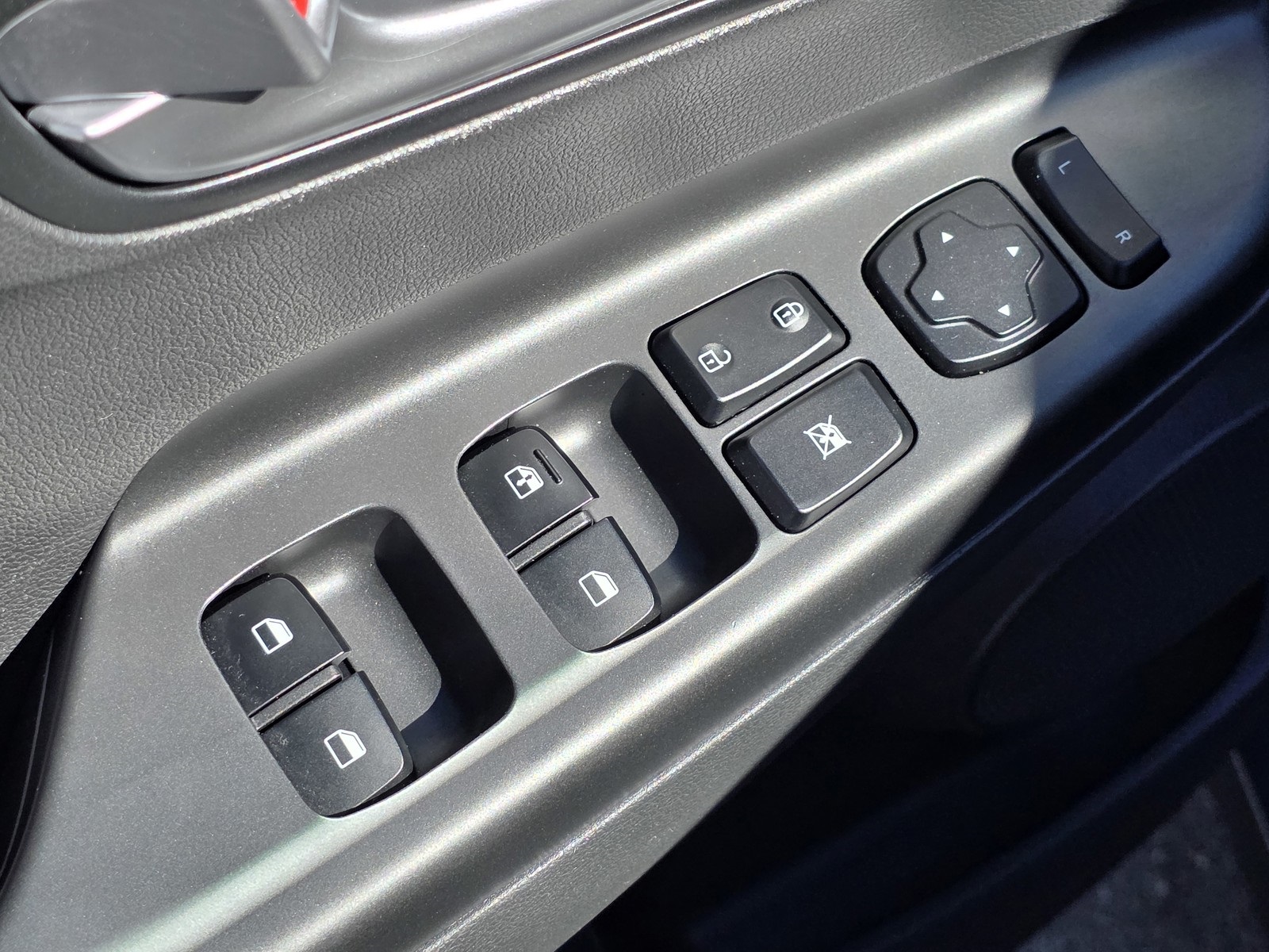 2022 Hyundai Kona Electric SEL photo 19