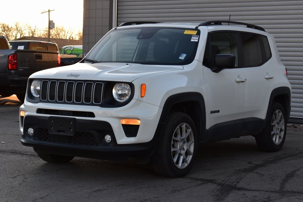2022 Jeep Renegade Latitude's photo