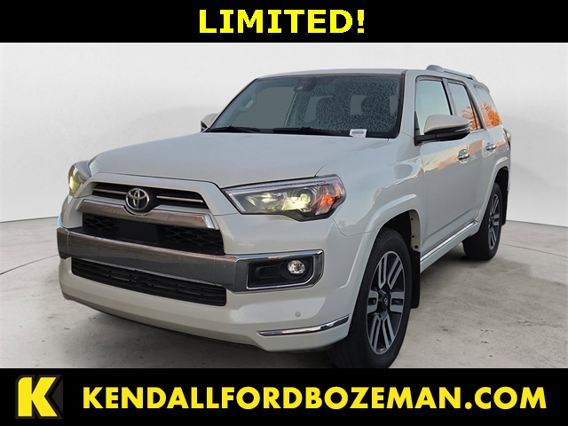 2022 Toyota 4Runner SR5's photo