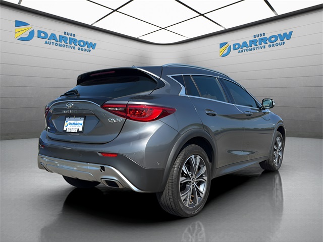 2018 Infiniti QX30 Premium photo 5
