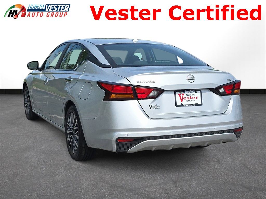 2023 Nissan Altima 2.5 SV photo 7