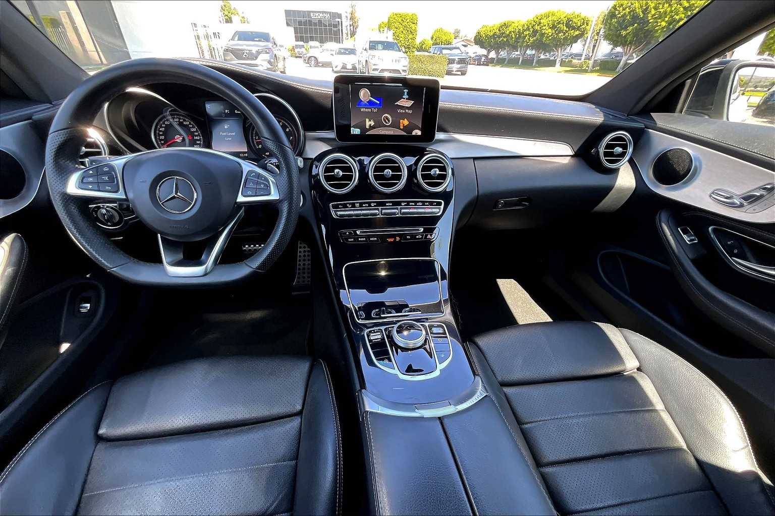 2017 Mercedes Benz C 300 photo 15