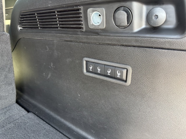 2025 Jeep Wagoneer Series III photo 13